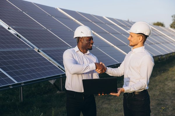 Installation panneaux photovoltaïques : conseils pour un projet réussi